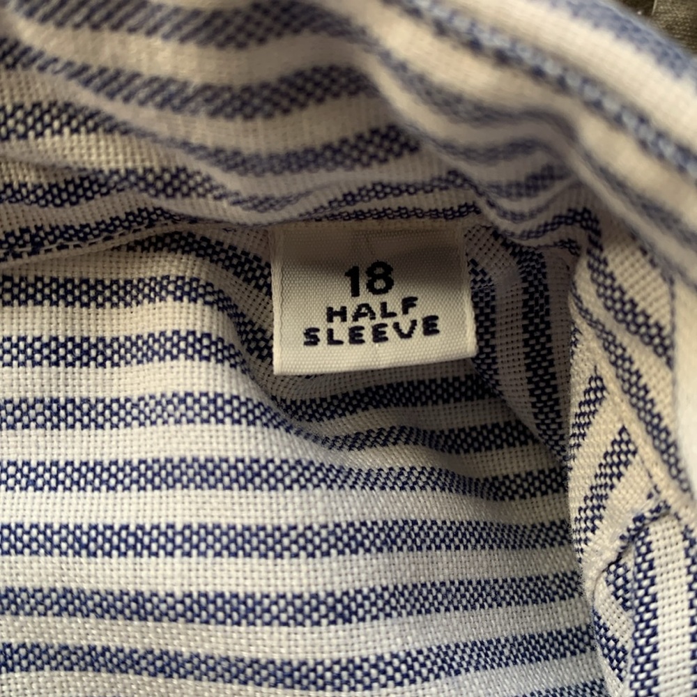 Manhattan Shirtmakers Blue and White Striped Men's Button-Up Shirt EUC - Picture 6 of 7